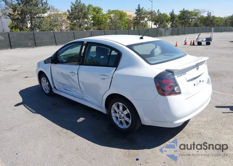 2010 Nissan Sentra 2.0Sr from USA, damaged, VIN 3N1AB6AP6AL713845